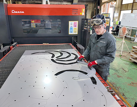 金属加工の様子